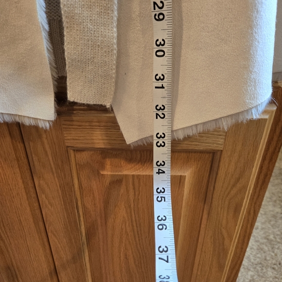 ROMEO & JULIET COUTURE Belted Faux Fur Cardigan Cream Color Size Small - Picture 8 of 15